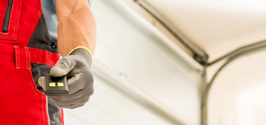 Residential Garage Door Security in Cloverdale, California