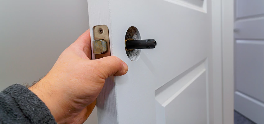 Nighttime Locksmith For Lock Repair in Cloverdale, CA