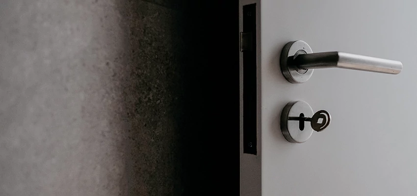 Front Door Handle Repair And Installation in Cloverdale, CA