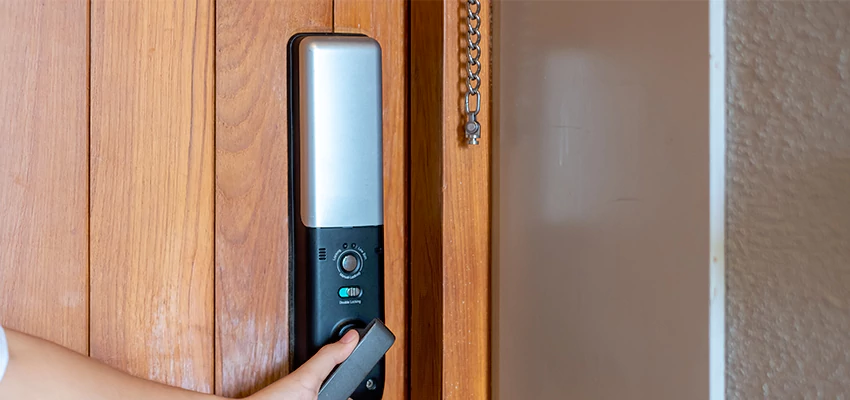 Home Security Electronic Locks Upgrades in Cloverdale, CA