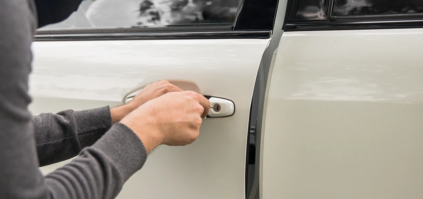 Unlock Car Door Service in Cloverdale, CA