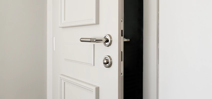 Folding Bathroom Door With Lock Solutions in Cloverdale, CA